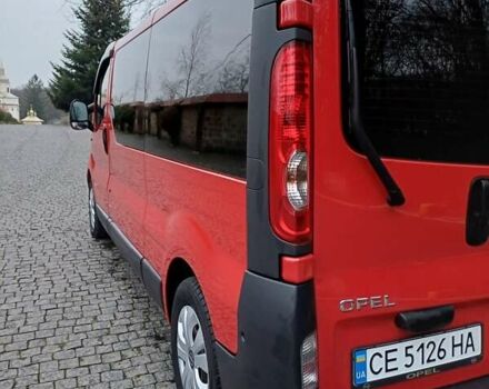 Красный Опель Виваро, объемом двигателя 2 л и пробегом 300 тыс. км за 10890 $, фото 3 на Automoto.ua