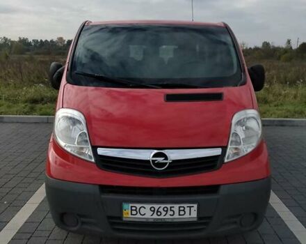Красный Опель Виваро, объемом двигателя 2 л и пробегом 231 тыс. км за 9100 $, фото 6 на Automoto.ua