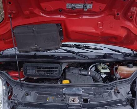 Красный Опель Виваро, объемом двигателя 2 л и пробегом 300 тыс. км за 10890 $, фото 18 на Automoto.ua