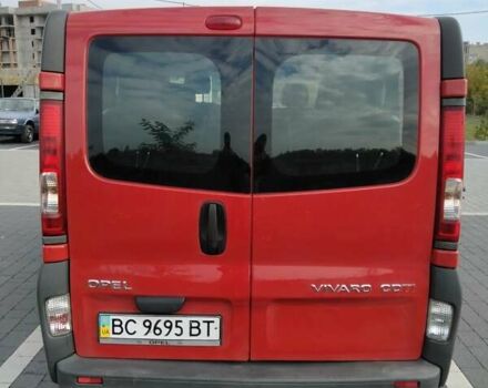 Красный Опель Виваро, объемом двигателя 2 л и пробегом 231 тыс. км за 9100 $, фото 1 на Automoto.ua