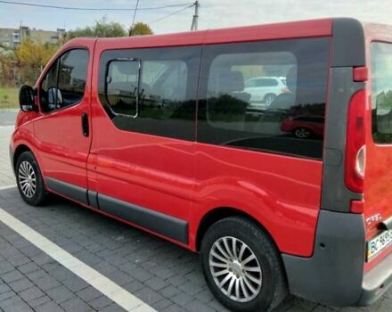 Красный Опель Виваро, объемом двигателя 2 л и пробегом 231 тыс. км за 9100 $, фото 7 на Automoto.ua