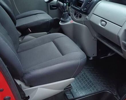 Красный Опель Виваро, объемом двигателя 2 л и пробегом 300 тыс. км за 10890 $, фото 21 на Automoto.ua