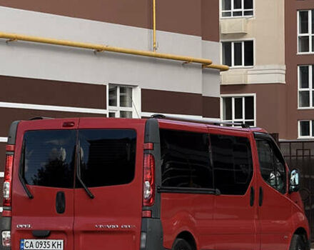 Красный Опель Виваро, объемом двигателя 2 л и пробегом 400 тыс. км за 10500 $, фото 6 на Automoto.ua
