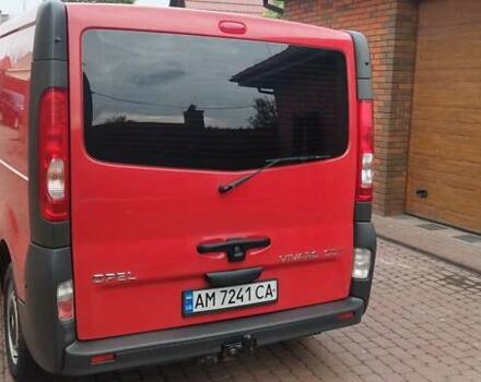 Червоний Опель Віваро, об'ємом двигуна 2 л та пробігом 251 тис. км за 12300 $, фото 3 на Automoto.ua