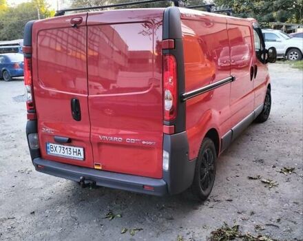 Красный Опель Виваро, объемом двигателя 2 л и пробегом 194 тыс. км за 12500 $, фото 5 на Automoto.ua