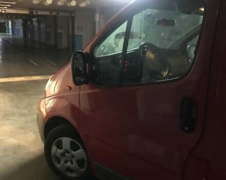 Красный Опель Виваро, объемом двигателя 2 л и пробегом 346 тыс. км за 13000 $, фото 9 на Automoto.ua