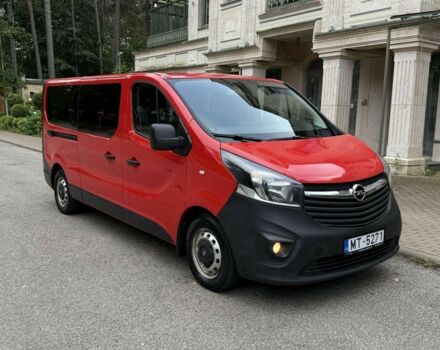 Опель Віваро 2014 у Вінниці на Automoto.ua Червоний Опель Віваро, об'ємом двигуна 1.6 л та пробігом 289 тис. км за 9800 $, фото 5 на Automoto.ua