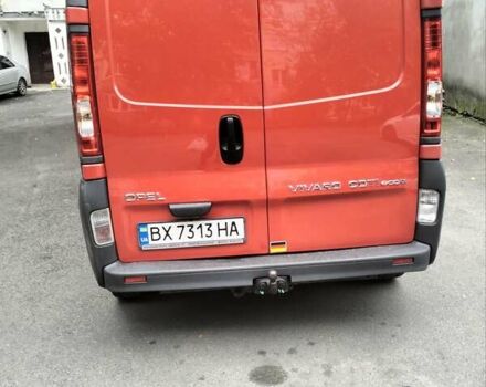 Красный Опель Виваро, объемом двигателя 2 л и пробегом 194 тыс. км за 12500 $, фото 11 на Automoto.ua