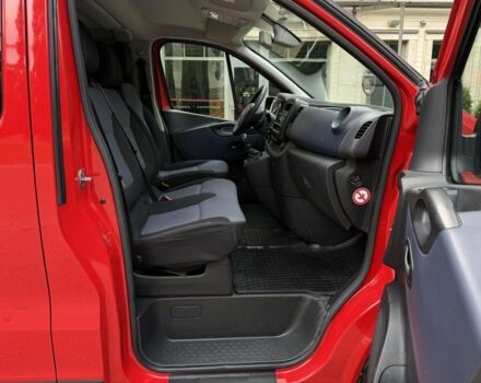 Опель Віваро 2014 у Вінниці на Automoto.ua Червоний Опель Віваро, об'ємом двигуна 1.6 л та пробігом 289 тис. км за 9800 $, фото 1 на Automoto.ua