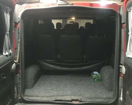 Красный Опель Виваро, объемом двигателя 2 л и пробегом 346 тыс. км за 13000 $, фото 8 на Automoto.ua