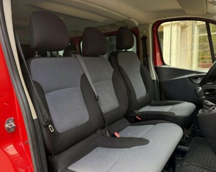 Красный Опель Виваро, объемом двигателя 1.6 л и пробегом 289 тыс. км за 11400 $, фото 18 на Automoto.ua