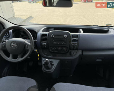 Червоний Опель Віваро, об'ємом двигуна 1.6 л та пробігом 152 тис. км за 16666 $, фото 37 на Automoto.ua