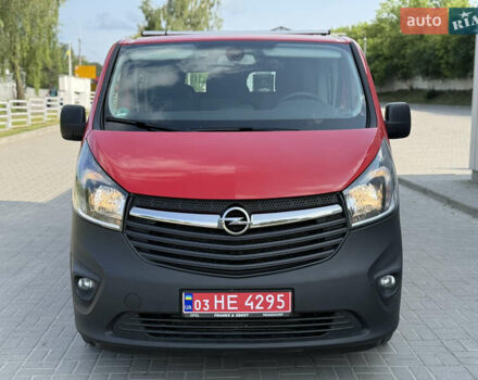 Червоний Опель Віваро, об'ємом двигуна 1.6 л та пробігом 152 тис. км за 16666 $, фото 5 на Automoto.ua