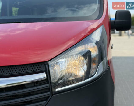 Червоний Опель Віваро, об'ємом двигуна 1.6 л та пробігом 152 тис. км за 16666 $, фото 12 на Automoto.ua