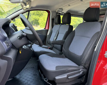 Червоний Опель Віваро, об'ємом двигуна 1.6 л та пробігом 152 тис. км за 16666 $, фото 19 на Automoto.ua