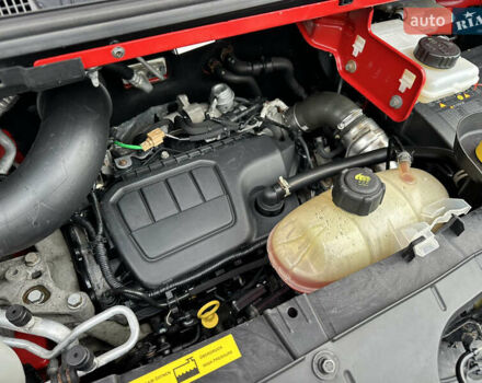 Красный Опель Виваро, объемом двигателя 1.6 л и пробегом 206 тыс. км за 12500 $, фото 63 на Automoto.ua