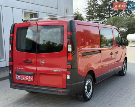 Червоний Опель Віваро, об'ємом двигуна 1.6 л та пробігом 152 тис. км за 16666 $, фото 10 на Automoto.ua