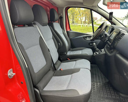 Красный Опель Виваро, объемом двигателя 1.6 л и пробегом 206 тыс. км за 12500 $, фото 46 на Automoto.ua