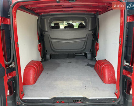 Червоний Опель Віваро, об'ємом двигуна 1.6 л та пробігом 152 тис. км за 16666 $, фото 31 на Automoto.ua