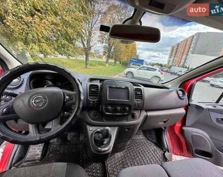 Червоний Опель Віваро, об'ємом двигуна 1.6 л та пробігом 370 тис. км за 10500 $, фото 9 на Automoto.ua