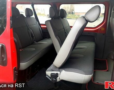 Красный Опель Виваро, объемом двигателя 2 л и пробегом 346 тыс. км за 12500 $, фото 5 на Automoto.ua