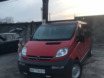 Красный Опель Виваро, объемом двигателя 1.9 л и пробегом 450 тыс. км за 7300 $, фото 1 на Automoto.ua