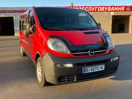 Червоний Опель Віваро, об'ємом двигуна 1.9 л та пробігом 400 тис. км за 8600 $, фото 1 на Automoto.ua