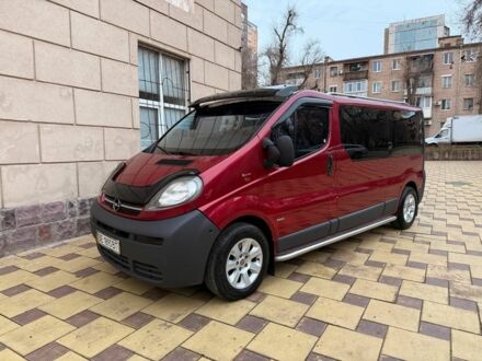 Червоний Опель Віваро, об'ємом двигуна 1.9 л та пробігом 310 тис. км за 8500 $, фото 1 на Automoto.ua