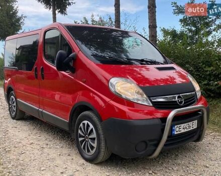 Червоний Опель Віваро, об'ємом двигуна 2 л та пробігом 378 тис. км за 8850 $, фото 1 на Automoto.ua