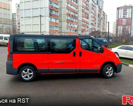 Красный Опель Виваро, объемом двигателя 2 л и пробегом 346 тыс. км за 12500 $, фото 1 на Automoto.ua