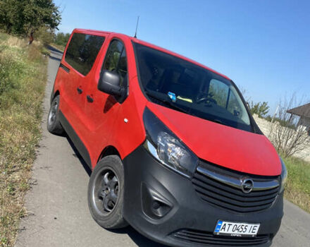 Червоний Опель Віваро, об'ємом двигуна 1.6 л та пробігом 84 тис. км за 18000 $, фото 1 на Automoto.ua