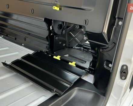 Опель Виваро, объемом двигателя 2 л и пробегом 0 тыс. км за 33873 $, фото 24 на Automoto.ua