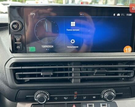 Опель Виваро, объемом двигателя 2 л и пробегом 0 тыс. км за 33873 $, фото 11 на Automoto.ua