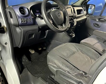Опель Виваро, объемом двигателя 16 л и пробегом 220 тыс. км за 10300 $, фото 3 на Automoto.ua