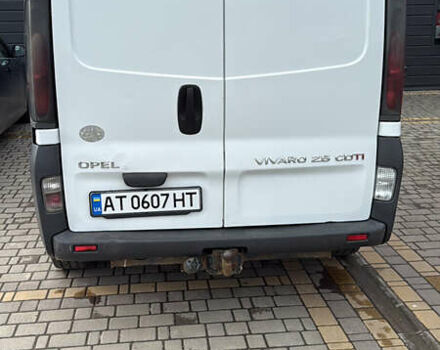 Опель Виваро, объемом двигателя 2.5 л и пробегом 454 тыс. км за 5100 $, фото 3 на Automoto.ua