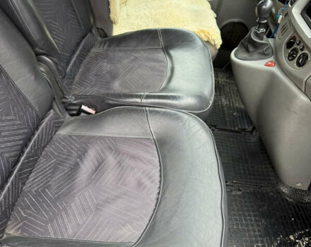 Опель Виваро, объемом двигателя 2.5 л и пробегом 454 тыс. км за 5100 $, фото 7 на Automoto.ua