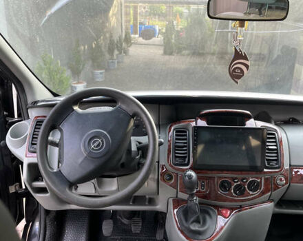 Опель Виваро, объемом двигателя 2.5 л и пробегом 290 тыс. км за 9100 $, фото 10 на Automoto.ua