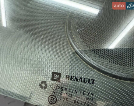 Опель Виваро, объемом двигателя 1.9 л и пробегом 314 тыс. км за 4750 $, фото 11 на Automoto.ua