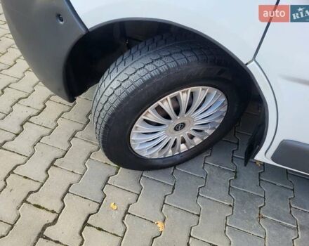 Опель Виваро, объемом двигателя 1.9 л и пробегом 273 тыс. км за 8850 $, фото 105 на Automoto.ua