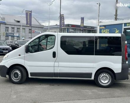 Опель Віваро, об'ємом двигуна 2 л та пробігом 258 тис. км за 8790 $, фото 8 на Automoto.ua