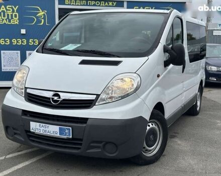 Опель Віваро, об'ємом двигуна 2 л та пробігом 258 тис. км за 8790 $, фото 1 на Automoto.ua