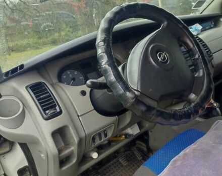 Опель Виваро, объемом двигателя 2 л и пробегом 485 тыс. км за 6000 $, фото 3 на Automoto.ua