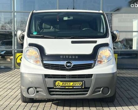 Опель Виваро, объемом двигателя 2.5 л и пробегом 263 тыс. км за 12800 $, фото 1 на Automoto.ua