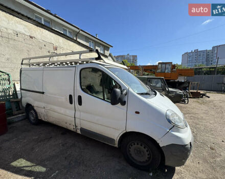 Опель Виваро, объемом двигателя 2 л и пробегом 525 тыс. км за 4900 $, фото 2 на Automoto.ua