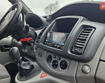 Опель Віваро, об'ємом двигуна 2 л та пробігом 207 тис. км за 14700 $, фото 6 на Automoto.ua