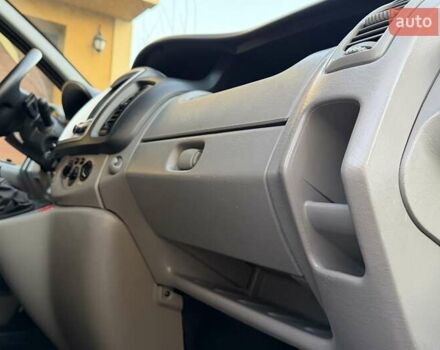 Опель Виваро, объемом двигателя 2 л и пробегом 287 тыс. км за 13950 $, фото 140 на Automoto.ua