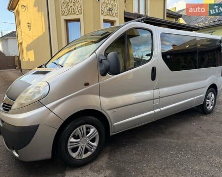 Опель Виваро, объемом двигателя 2 л и пробегом 287 тыс. км за 13950 $, фото 2 на Automoto.ua