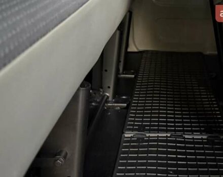 Опель Виваро, объемом двигателя 2 л и пробегом 287 тыс. км за 13950 $, фото 120 на Automoto.ua