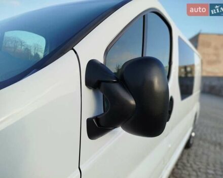 Опель Віваро, об'ємом двигуна 2 л та пробігом 259 тис. км за 13950 $, фото 69 на Automoto.ua
