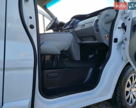 Опель Віваро, об'ємом двигуна 2 л та пробігом 259 тис. км за 13950 $, фото 92 на Automoto.ua